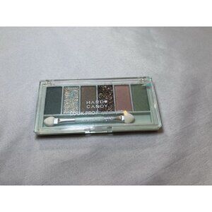 Hard Candy Beauty Look Pro Holiday 2020 Eyeshadow Palette 2114 *SMOKE OUT* Green